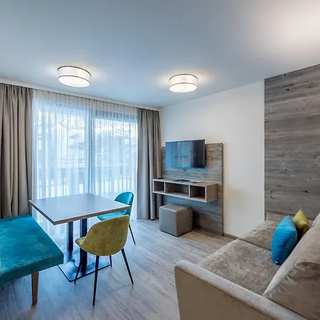 盖兹拉希峰拓普公寓酒店